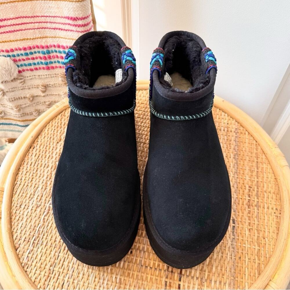 UGG Classic Ultra Mini Braid Platform Black Suede Boho Winter Boots Women’s 11 - Picture 3 of 9